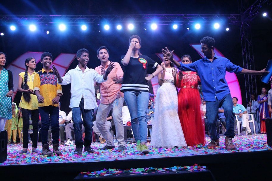 Guntur-Talkies-Movie-Team-at-TRR-School-Anniversary-Celebrations